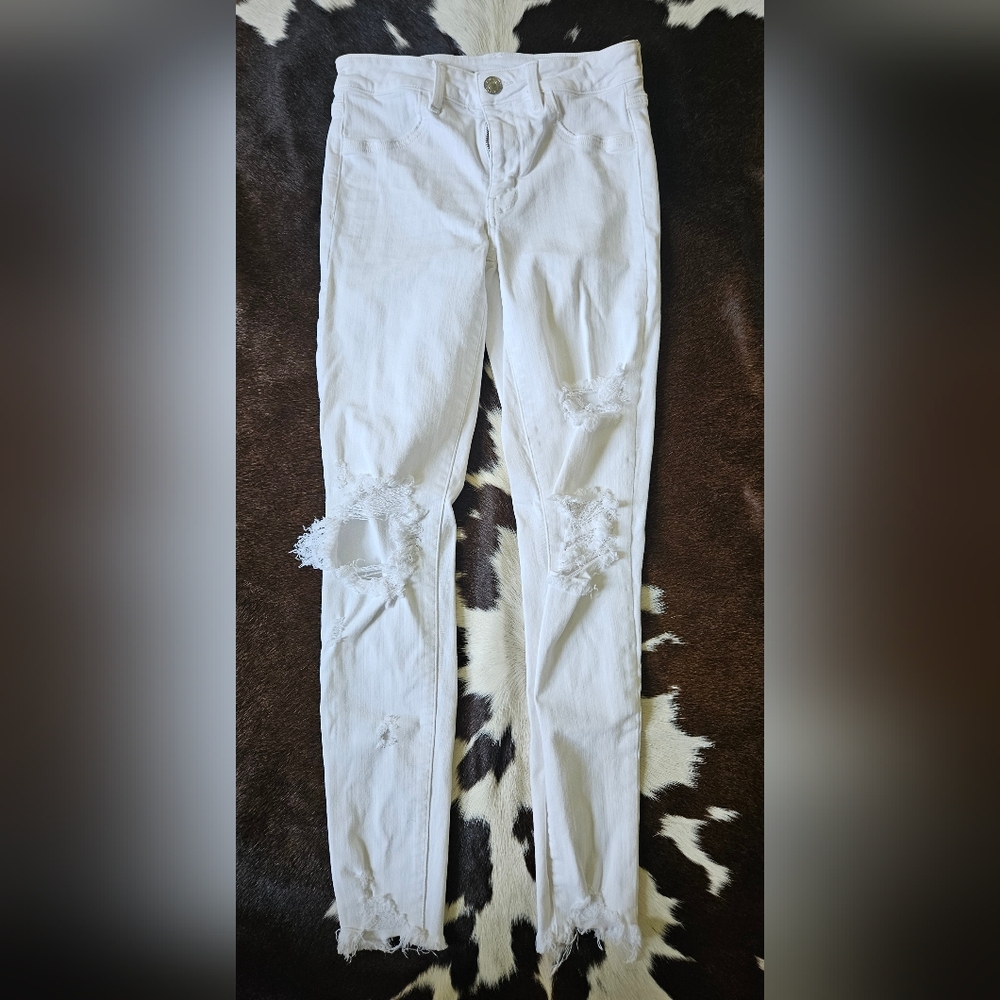 American Eagle Distressed Jeans
